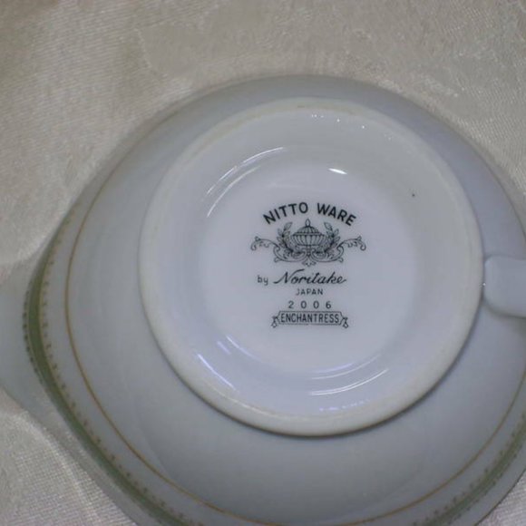 Vintage Noritake China Enchantress Creamer 2066 Green Band Gold Discontinued - Picture 6 of 9